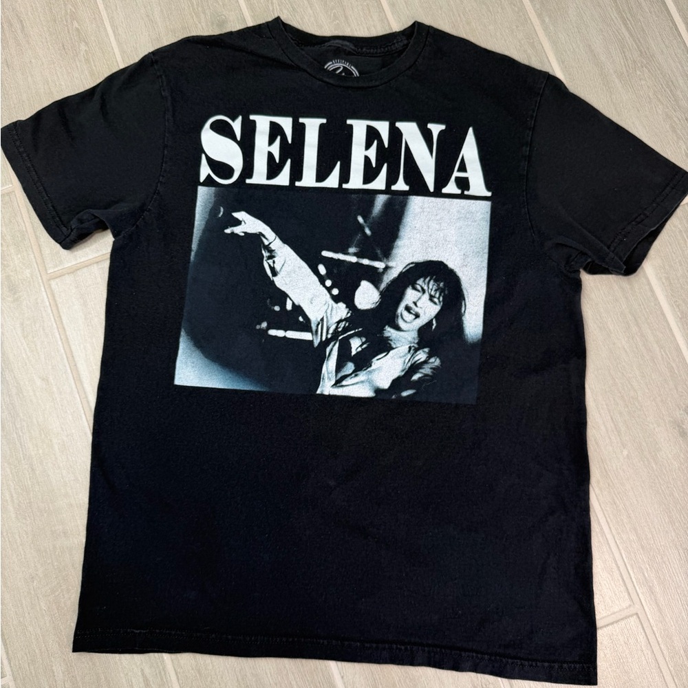 Selena Graphic T-Shirt - Black